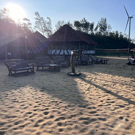 Omeesha Beach Hotel Калпития Экстерьер фото