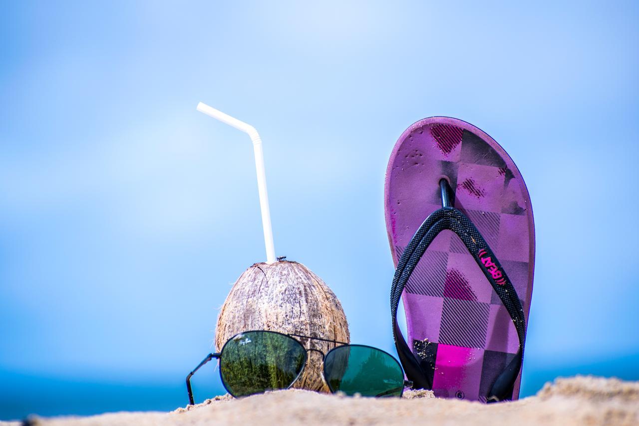 Omeesha Beach Hotel Калпития Экстерьер фото